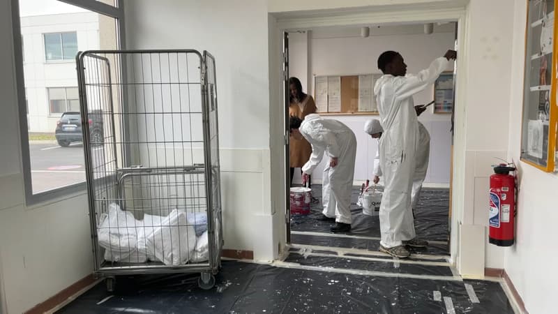Essonne: à Étampes, des jeunes rénovent un hôpital en échange d'une semaine de vacances