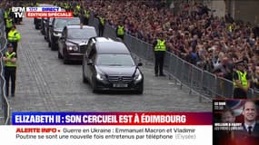 Le cortège royal applaudi par les habitants d'Edimbourg à son arrivée dans le centre ville