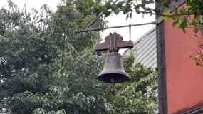 Deux individus ont été interpellés après le vol d’une cloche de 650 kg en bronze dédiée à la refonte à Strasbourg dans la nuit du 30 juin au 1er juillet. 