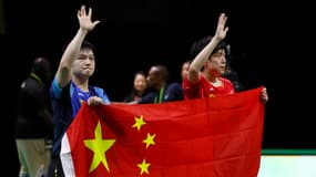 Les Chinois Fan Zhendong et Chuqin Wang après la finale en simple des Mondiaux de tennis de table en 2023