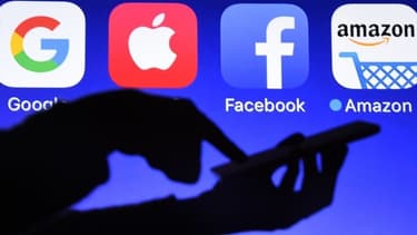 Dans "Bonsoir Bruce" zoom sur les géants du numérique qui ont fait du secteur de la santé leur objectif numéro 1. Les GAFA veulent être les futurs concurrents des hôpitaux et des laboratoires. Au sommaire également, le patron du chantier de Notre-