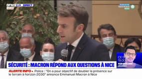 Violences conjugales: "Nous n'y sommes pas, il y a encore des situations inacceptables", admet Emmanuel Macron