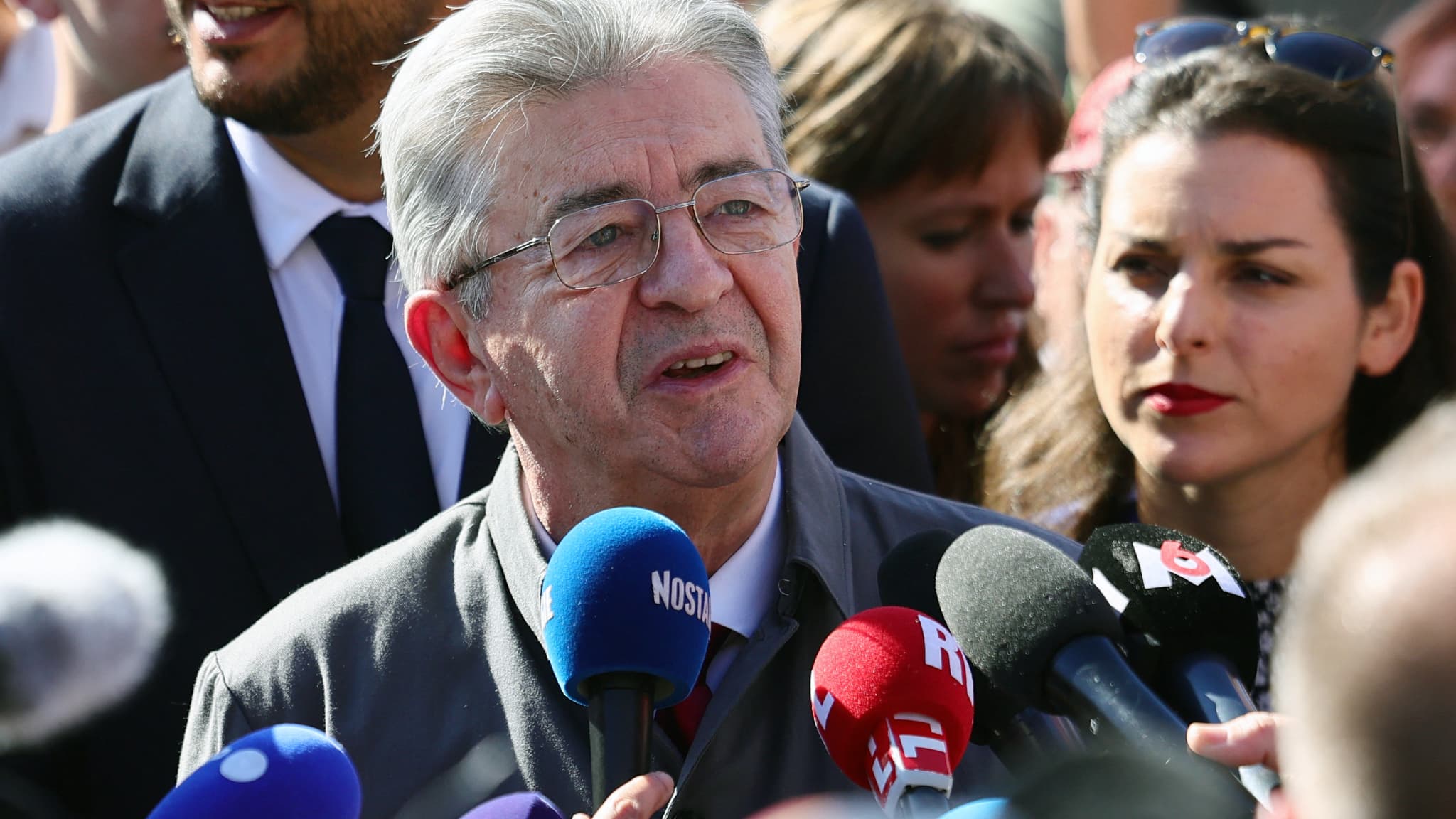 JEAN-LUC MÉLENCHON APPELLE LA GAUCHE À VOTER LA MOTION DE CENSURE DE LFI APRÈS LES ANNONCES DE SÉBASTIEN LECORNU