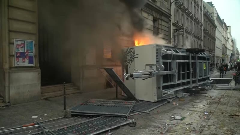 Des dégradations ont été constatées place de la République.