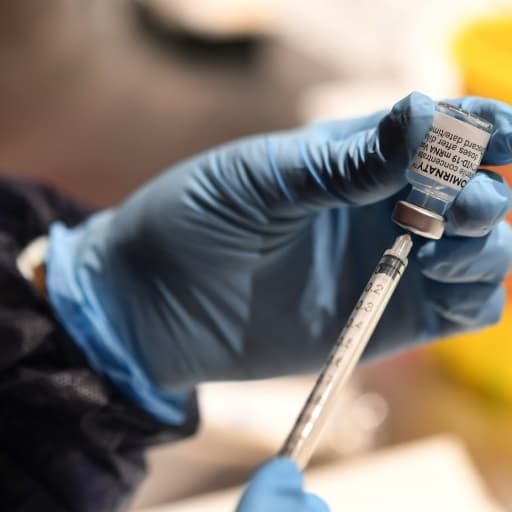600.000 injections en 24h en France: Véran annonce un record