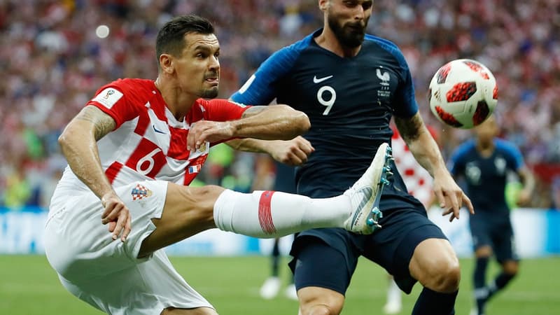 Lovren face à Giroud