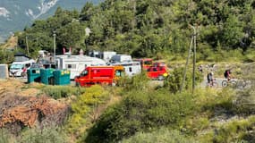 Un accident entre un cycliste et un véhicule s’est produit vendredi 19 juillet 2024 sur le parcours de la 19e étape du Tour de France.