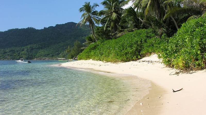 L'île d'Arros, aux Seychelles, figure parmi les biens Bettencourt que le fisc va examiner