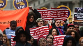 Des manifestants contre le décret anti-immigration de Donald Trump à New York, le 27 janvier 2017