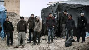 Des migrants dans la "jungle" de Calais, le 21 février 2016