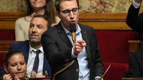 Le député LFI Antoine Léaument à l'Assemblée nationale à Paris, le 2 mai 2023