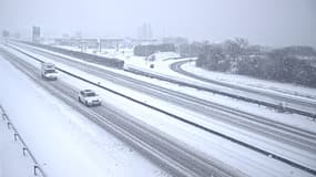 L'A6 à Villabé (Essonne) lors des chutes de neige le 7 janvier 2026.