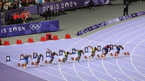Le départ de la finale du 100m masculin aux JO de Paris, le 4 août 2024