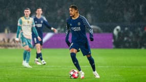 Bradley BARCOLA lors de PSG-Manchester City, le 22/01/2025