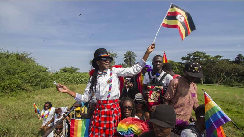 Une Gay Pride célèbre l'abandon d'une loi anti-homosexualité à Entebbe en Ouganda le 8 août 2015
