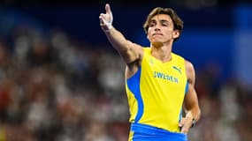 Armand Duplantis le 5 août 2024 aux Jeux olympiques