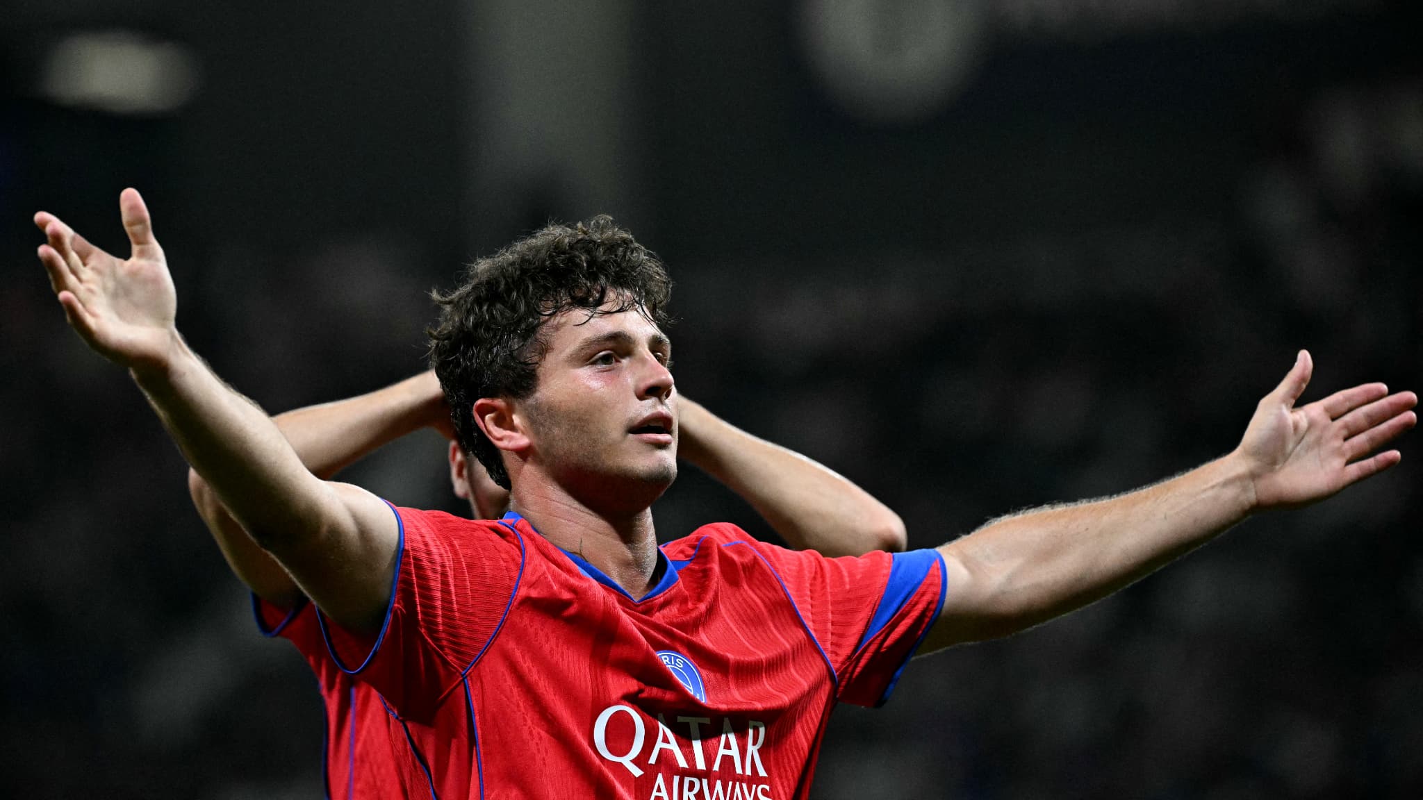 TOULOUSE-PSG: L'IMPROBABLE DOUBLÉ DE JOAO NEVES SUR DEUX CISEAUX ACROBATIQUES