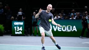 Adrian Mannarino au Masters 1000 de Paris Bercy 2023.