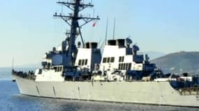 L'USS Mahan, 4e navire américain à croiser en Méditerranée.