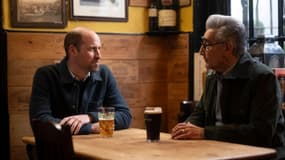Le prince William et l'acteur canadien Eugene Levy dans le programme "The Reluctant Traveler" diffusé sur Apple TV+