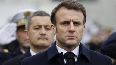 Emmanuel Macron rend hommage au soldat du GIGN tué en Guyane, le 31 mars 2023.