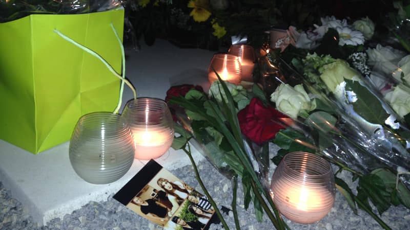 Les familles des victimes se sont recueillies hier non loin des lieux du crash