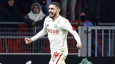 Rémy Cabella célèbre un but avec Lille en février 2023