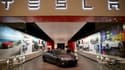 Tesla bondit et atteint un sommet historique à Wall Street