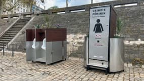 Des urinoirs féminins installés à Lyon pour une expérimentation
