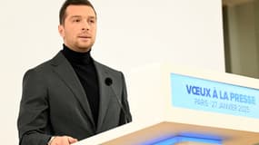 Le président du RN, Jordan Bardella, lors de ses vœux à la presse à Paris le 27 janvier 2025 