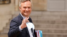 Le secrétaire d'Etat français chargé du Tourisme, Jean-Baptiste Lemoyne, à la sortie du palais de l'Elysée, à Paris, le 7 juillet 2021 