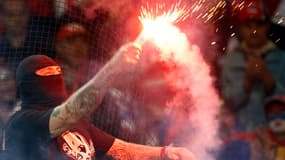 Les hooligans ultranationalistes serbes ont mis le chaos le 12 octobre dans le stade de Gênes lors d'Italie-Serbie