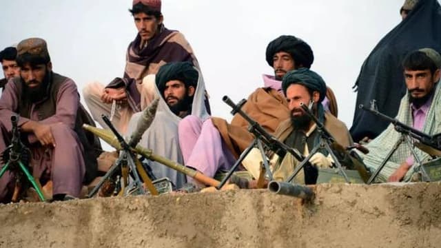 Afghanistan: pourquoi les talibans ne pourront pas mettre la main sur les milliards de dollars de réserve