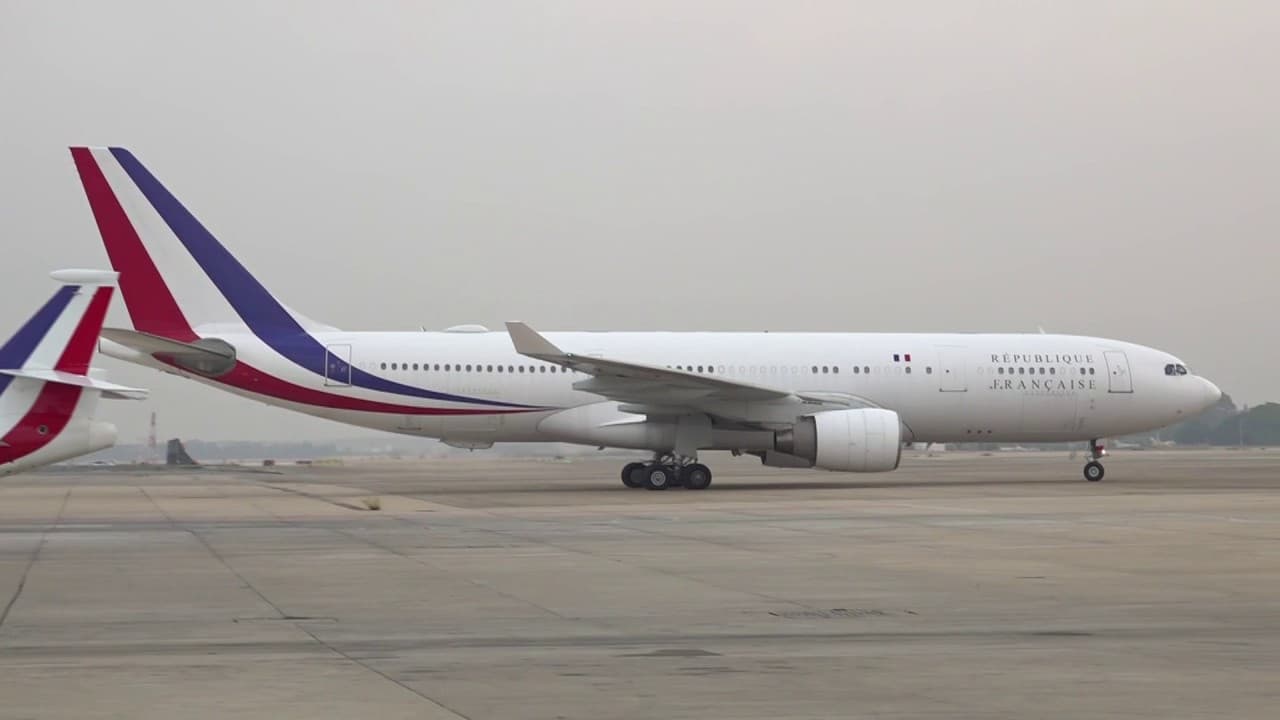 L'avion présidentiel à l'aéroport de Tel-Aviv le 24 octobre 2023 L'avion présidentiel à l'aéroport de Tel-Aviv le 24 octobre 2023