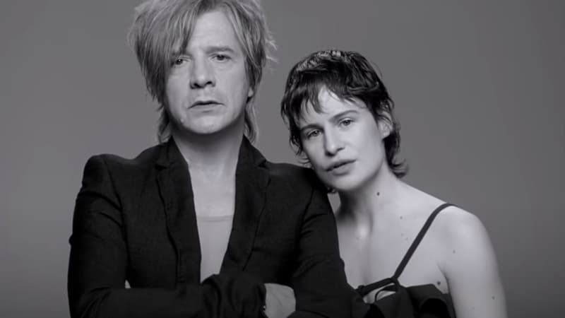 Nicola Sirkis et Christine & The Queens dans le clip de "3SEX"