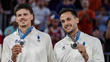 Jules Rambaut et Franck Seguela, médaillés d'argent en basket 3x3 aux JO de Paris - le 05/08/2024