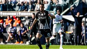 Nabil Bentaleb lors d'Angers-Lille (1-0), le 8 avril 2023