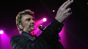 Johnny Hallyday lors d'un concert à Clermont-Ferrand le 6 juillet 2003
