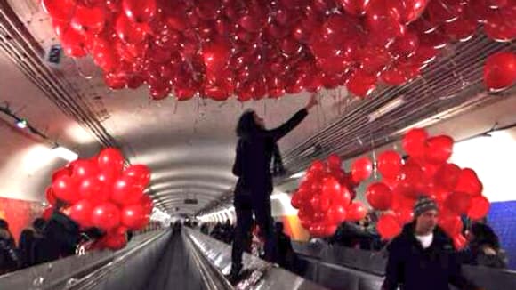 Les ballons, à Châtelet. Les ballons, à Châtelet.