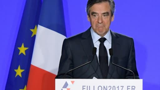 François Fillon lors d'une conférence de presse le 1er mars 2017 à Paris