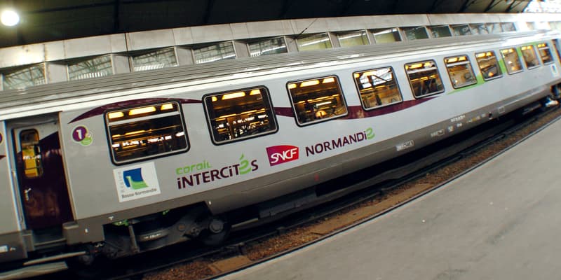 Un train Intercité de la région Normandie