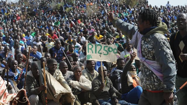 La direction de la mine de Marikana a lancé un ultimatum aux grévistes, qui s’achève ce mardi
