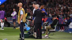 Didier Deschamps et Michael Olise lors de France-Italie, le 06/09/2024
