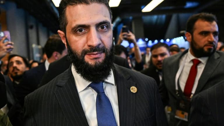 En visite en Russie, le président syrien par intérim va demander à Vladimir Poutine de livrer Bachar al-Assad