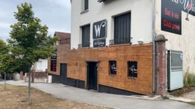 Une voiture a volontairement percuté la foule à la sortie d'un club privé d'Evreux