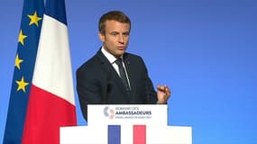 Emmanuel Macron devant les ambassadeurs ce mardi.