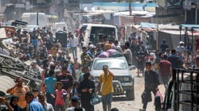 Des Palestiniens quittent Khan Younès, dans le sud de la bande de Gaza, le 22 juillet 2024 (photo d'illustration) 