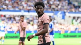 Axel Tape avec le PSG contre Strasbourg en Ligue 1, le 3 mai 2025