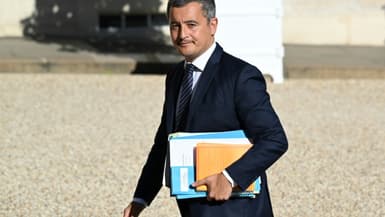Le ministre de l'Intérieur Gérald Darmanin dans la cour de l'Elysée, le 24 août 2022 à Paris