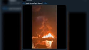 Un bateau en feu dans le port de Saint-Laurent-du-Var mercredi 1er mai 2024.